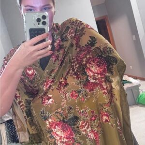 Floral Patterned Shawl